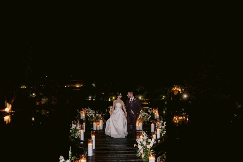 Iluminación velas boda noche
