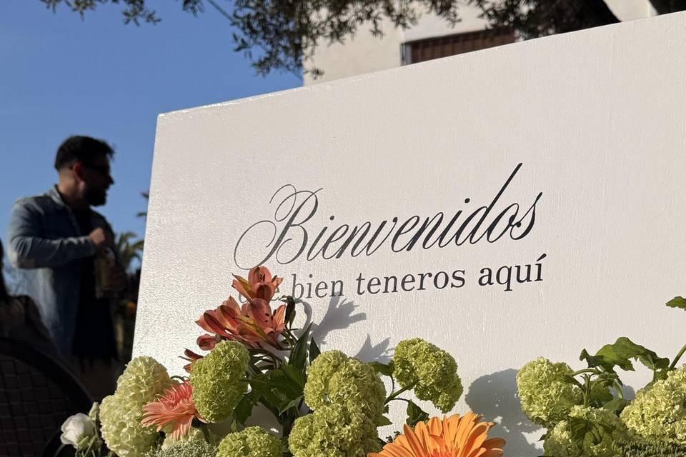 Cartel de bienvenida