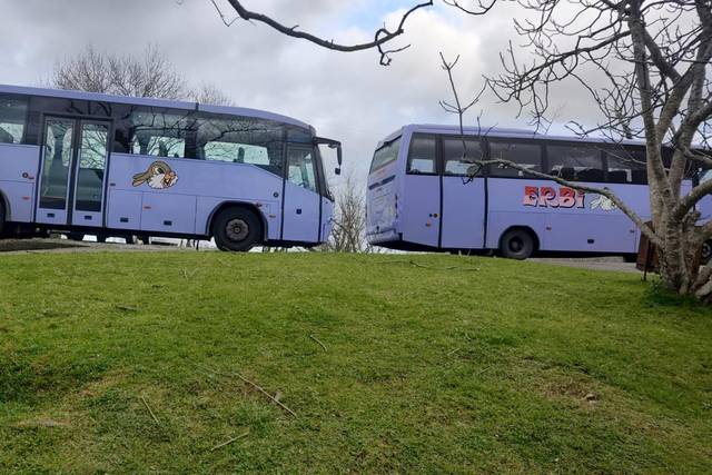 Autobuses a la espera