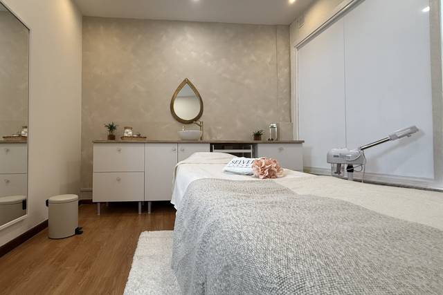 Cozy Salon