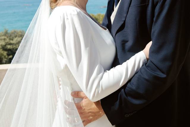 Postboda junto al mar