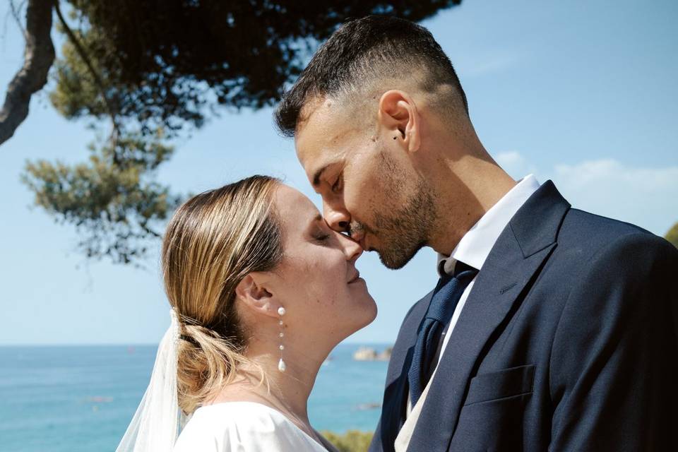 Postboda junto al mar