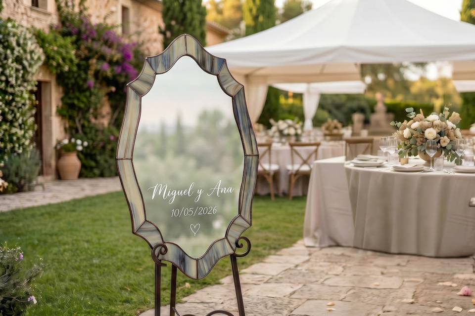 Espejo y decoración de bodas