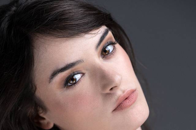 Soft smokey eye