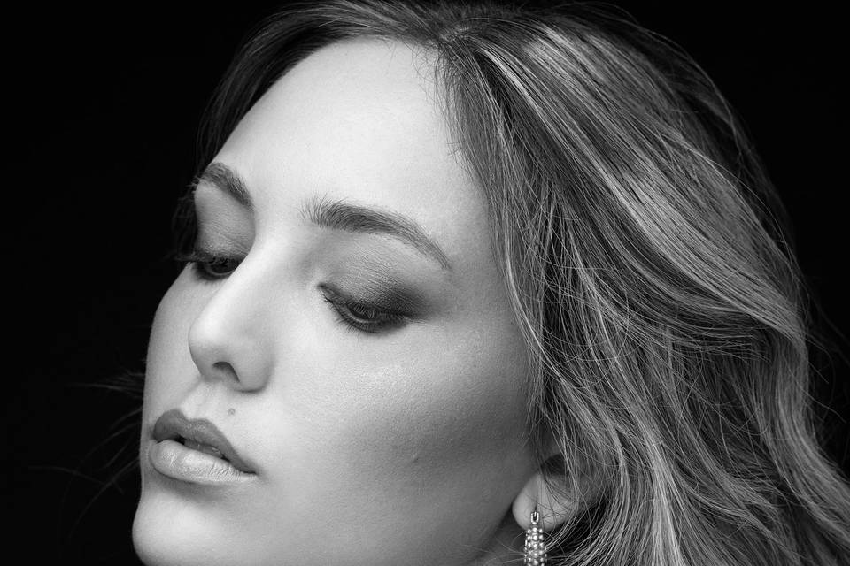B&w...