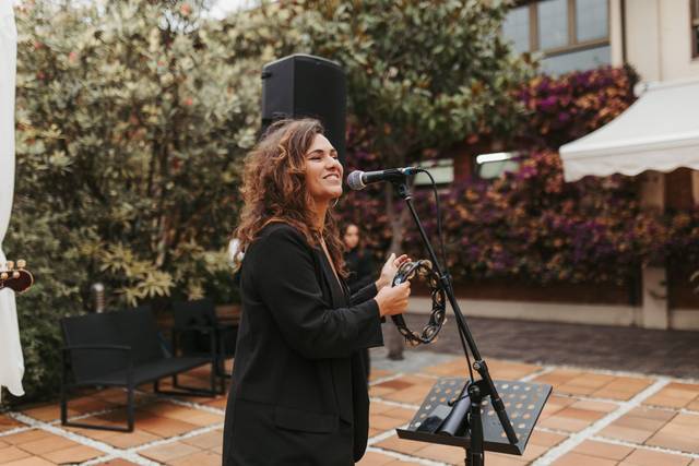 La Chica Almodóvar Cover