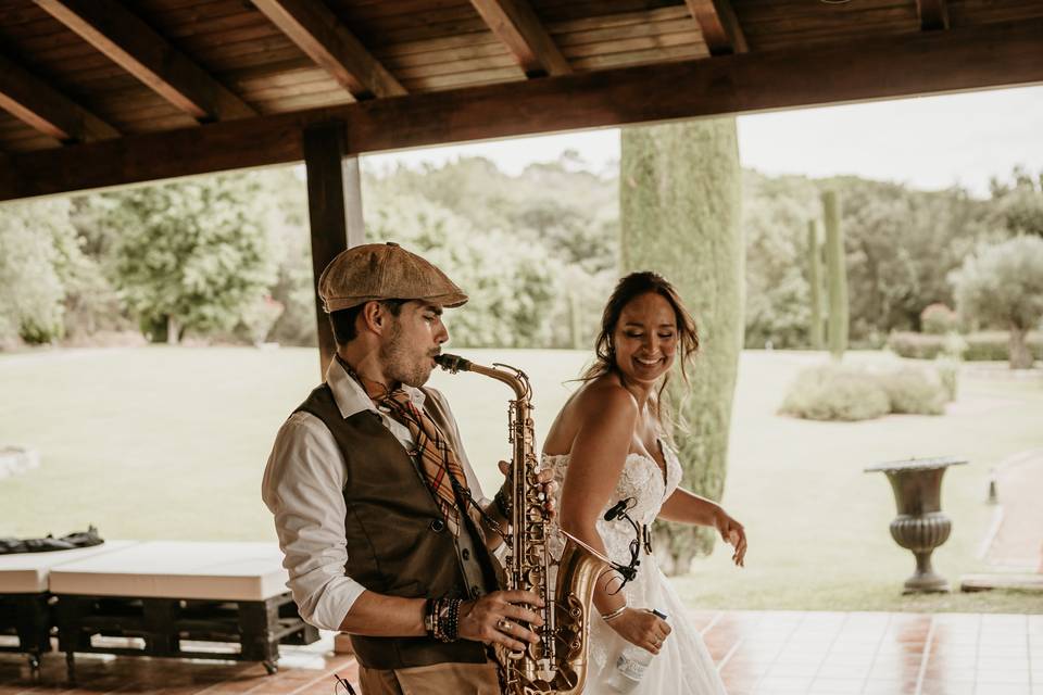 Saxofonista en Jardí de Calders