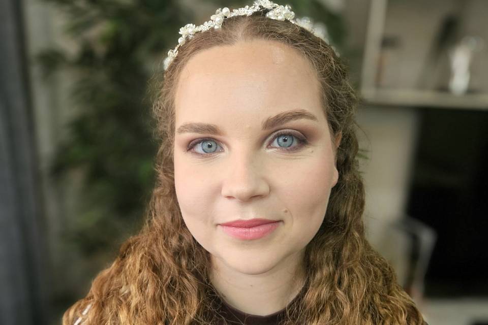 Novia Semi cut crease natural