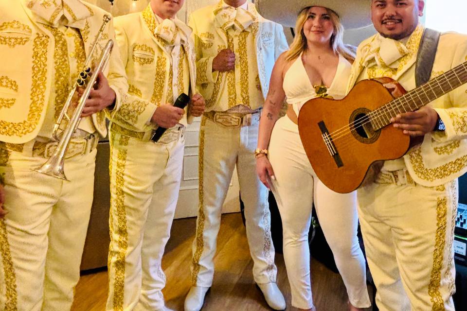 Traje beige 🤍