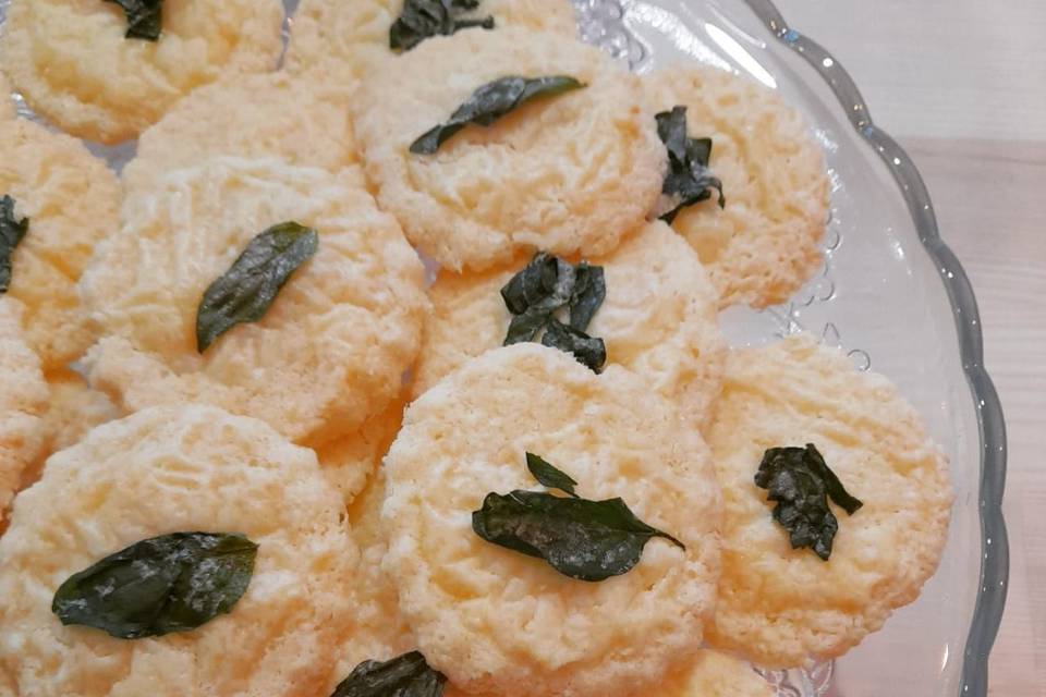 Galletas de albahaca y parmesa