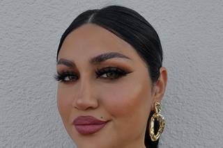 Meylin Kat makeup artist