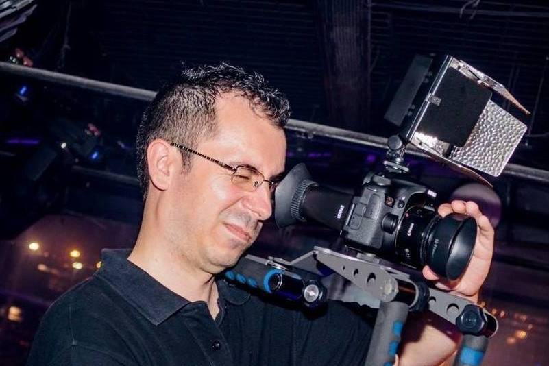 Roberto Tapia Filmmaker