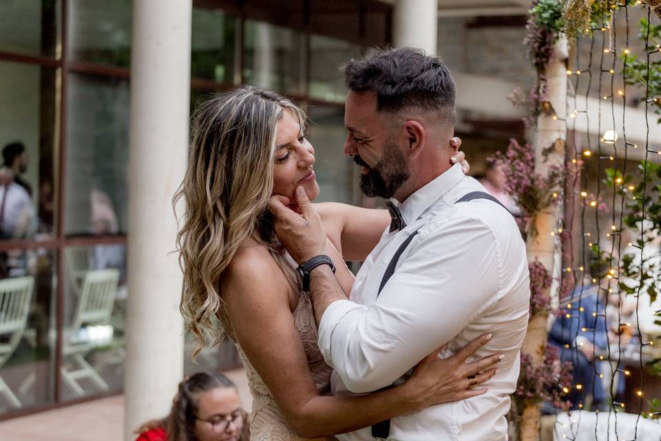 Novios durante el baile nupcial