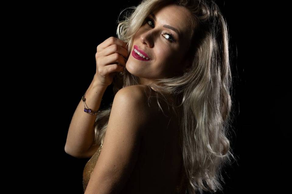 Cantante Marina Caró