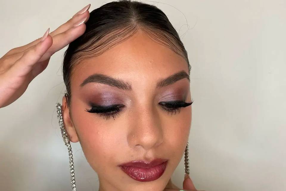 Maquillaje y peinado invitada