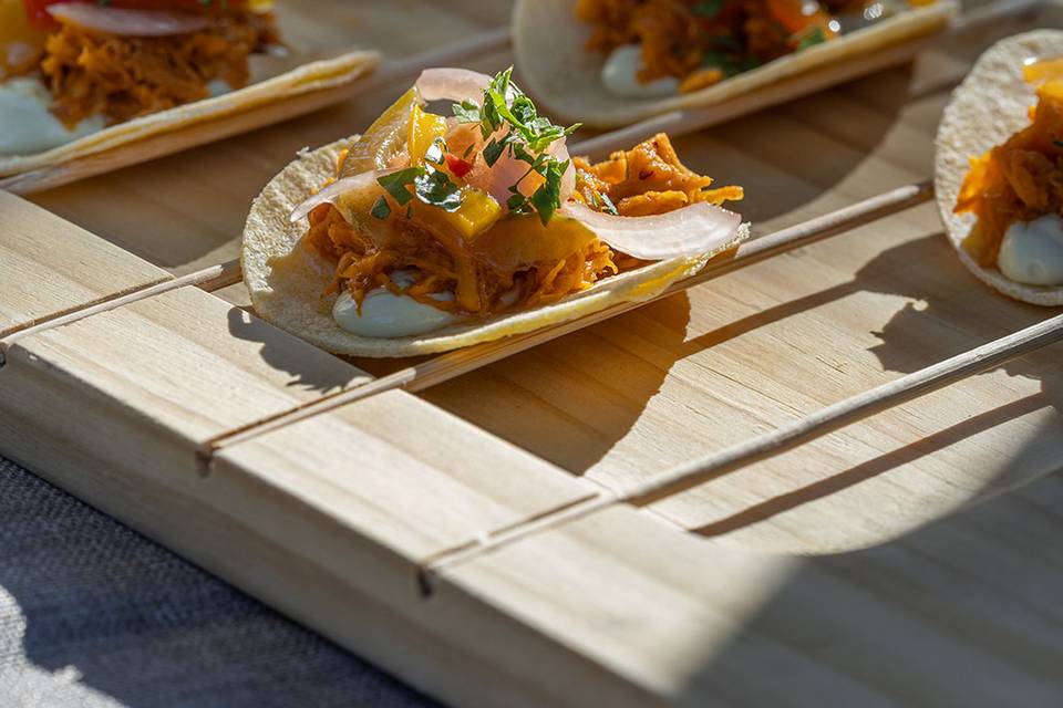 Tacos de alitas de pollo