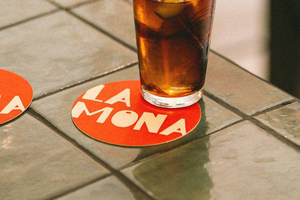 Vermut de La Mona