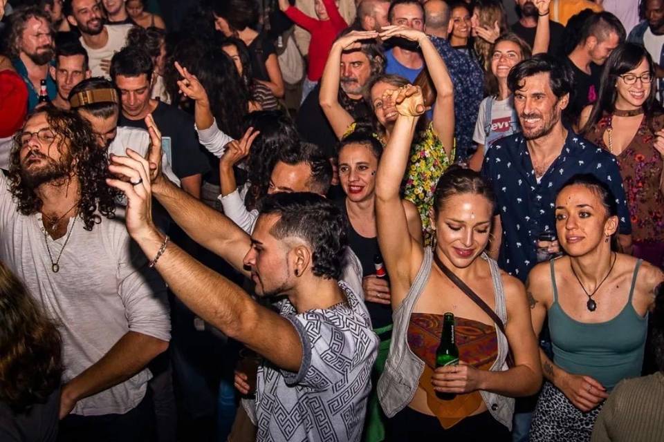 La gente en éxtasis