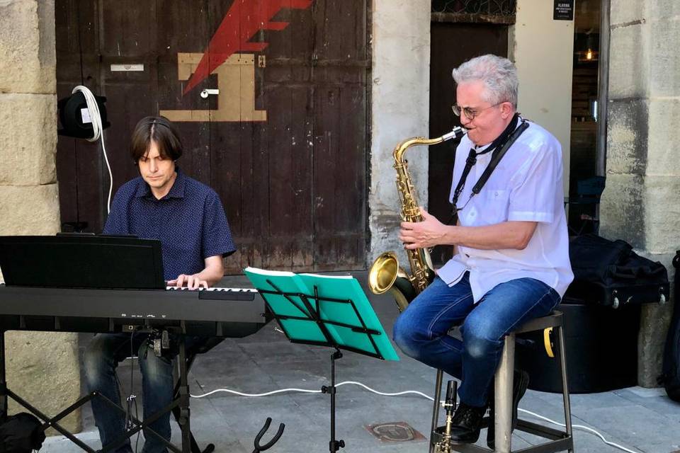 Dúo de saxo y piano