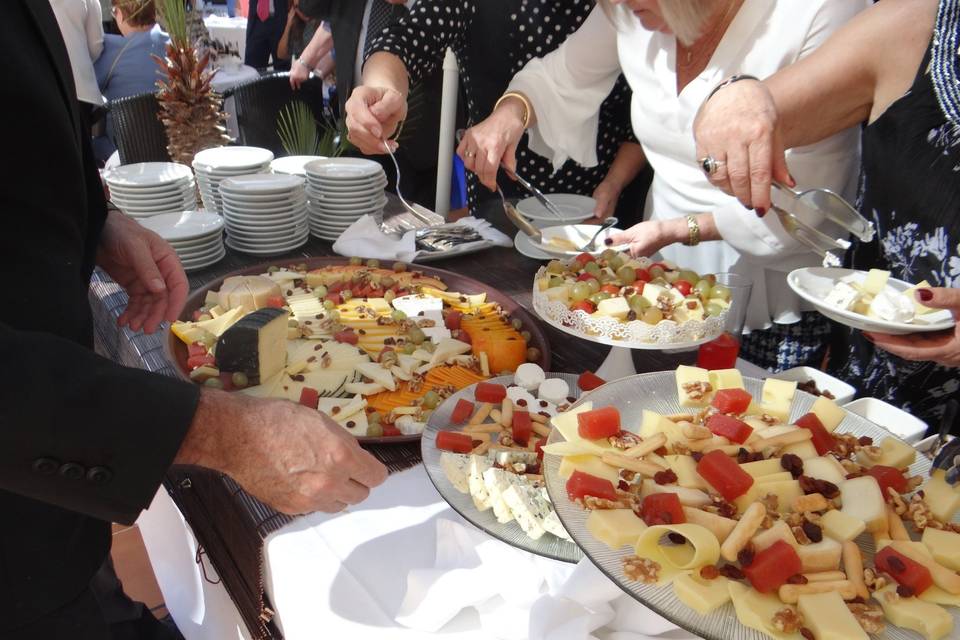 Buffet de huevos de codorniz