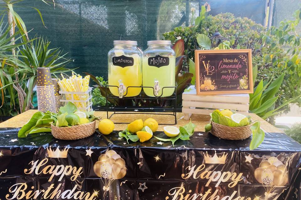 Mesa de limonada y mojito