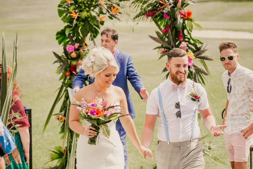 Novios en ceremonia