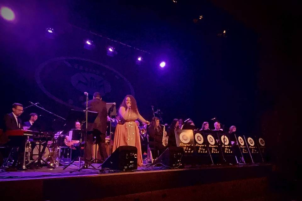 BIG BAND