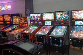Pinball y Arcade
