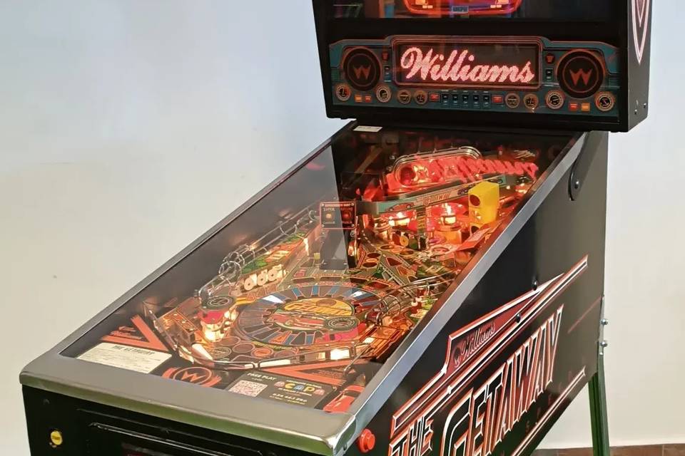 Pinball y Arcade