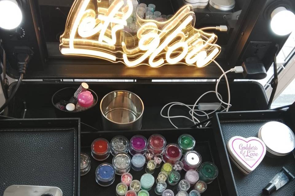 Glitter