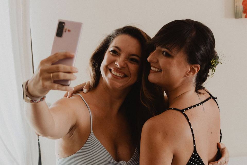 Novias felices
