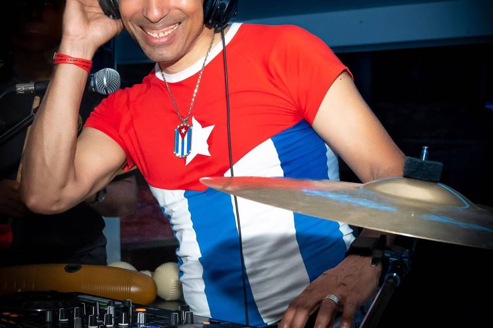 Alex el Cubanissimo