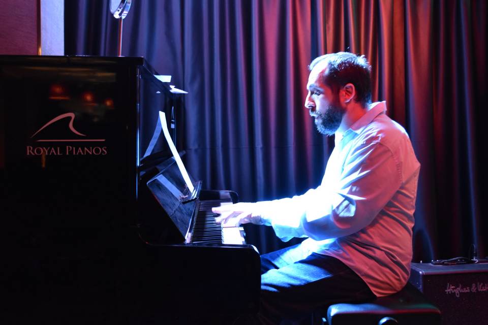 Francisco Garcia pianista
