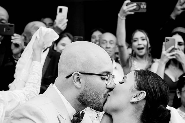 El beso a la novia
