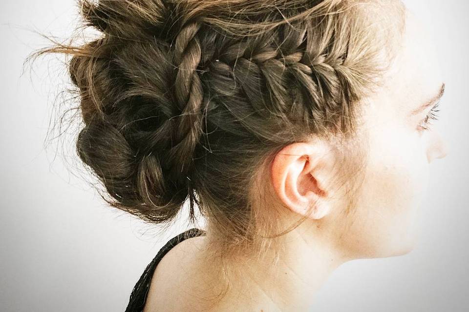 Recogido con trenzas