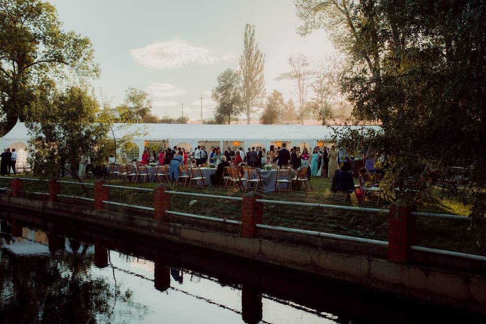 Exterior carpa