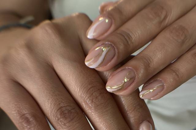 Glitter nails