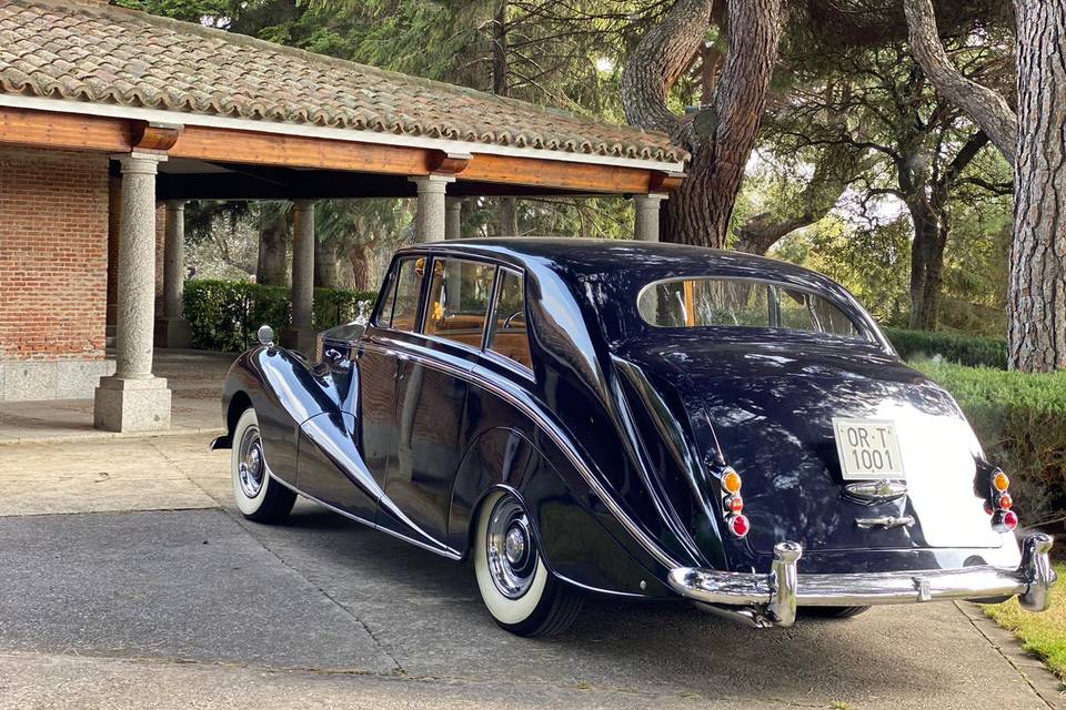 Rolls Royce Silver Wraith