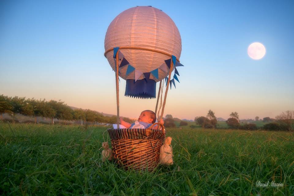 El pequeño y su globo