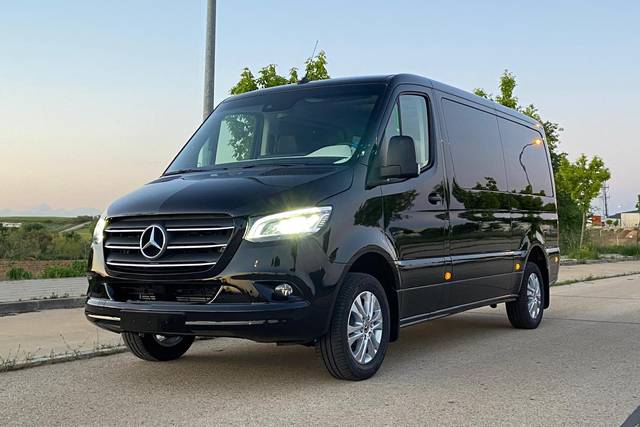 Exterior minibus 10 Pasajeros