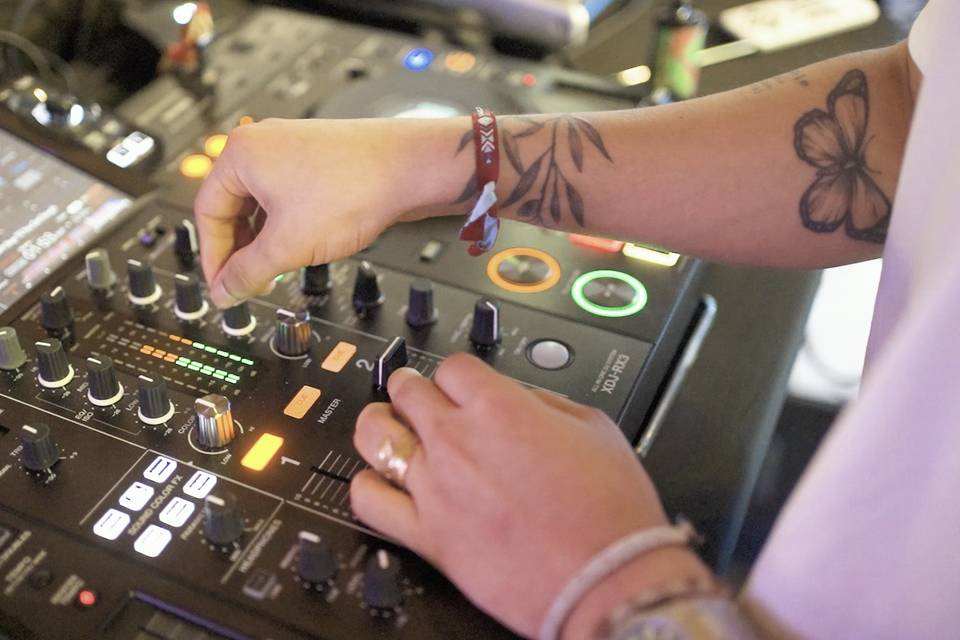 DJ para la fiesta