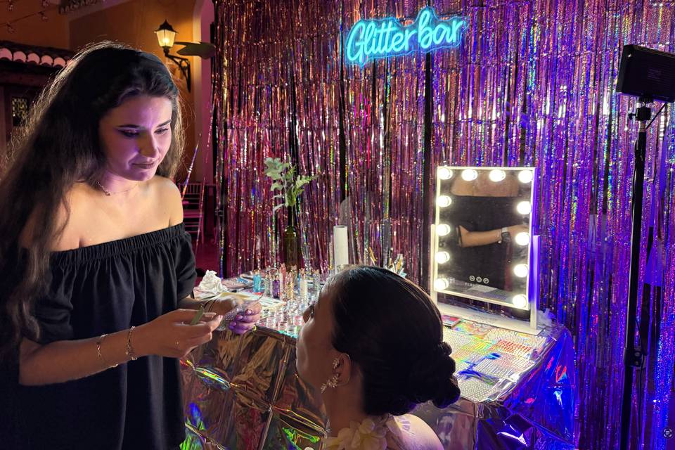 Glitter Bar