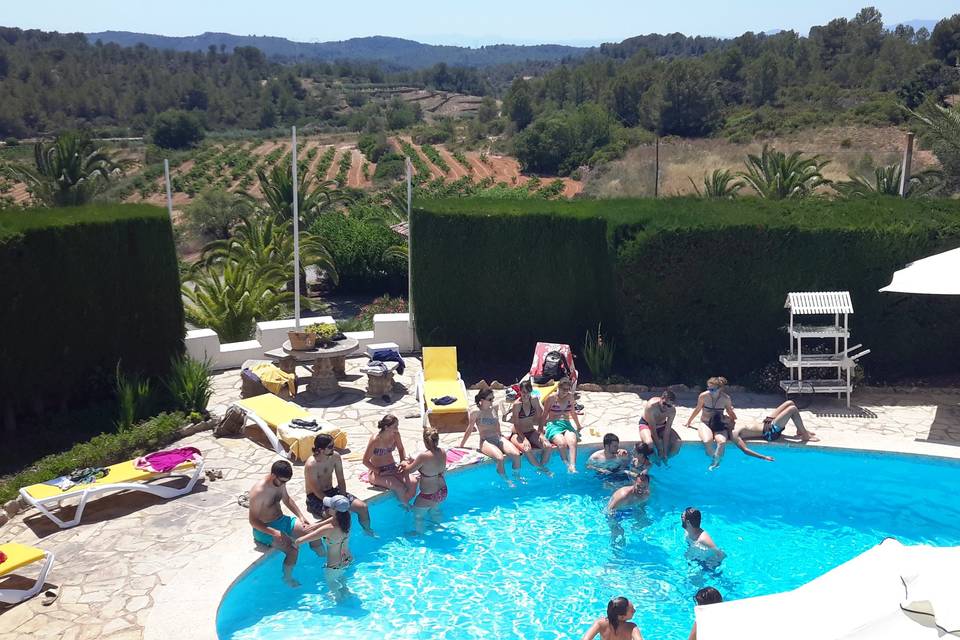 Piscina para los invitados