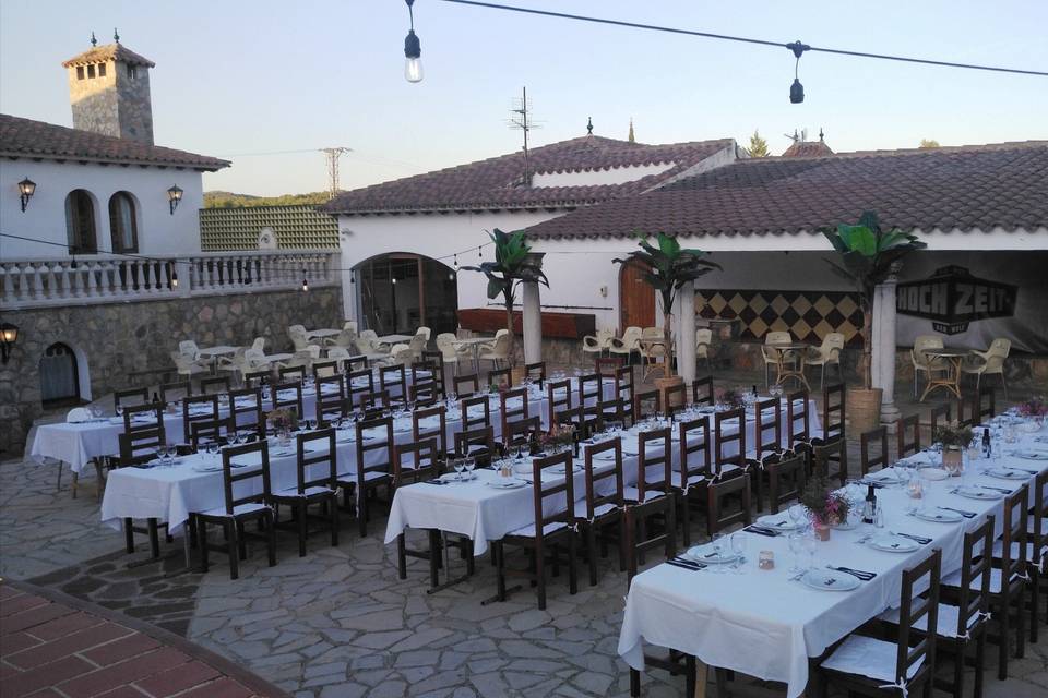 Banquete en la Plaza del Hotel