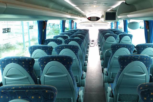 Interior del bus