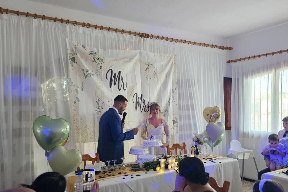 Los novios en su momento de vo