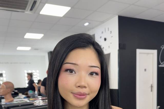 Avril Makeup