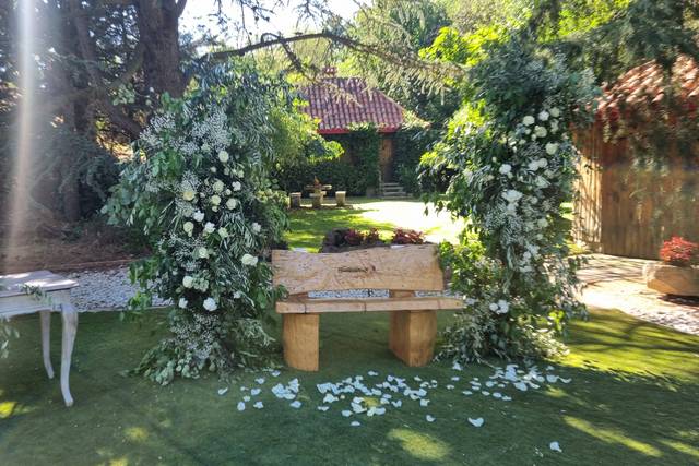 COLUMNAS FLOR CEREMONIA