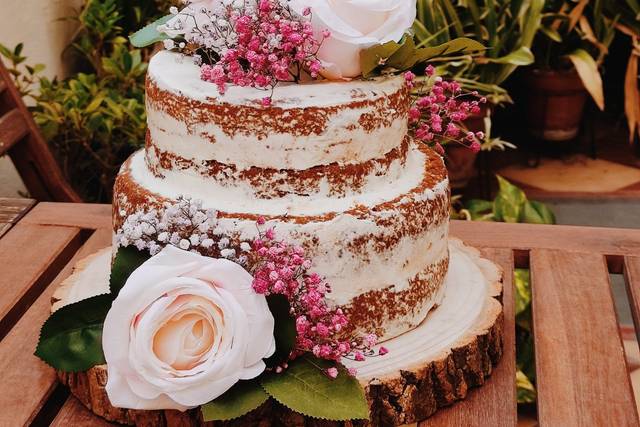 Pastel naked carrot cake flor