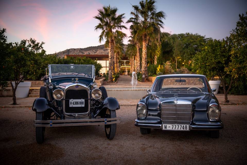 Ford A 1929 Mercedes250s 1960